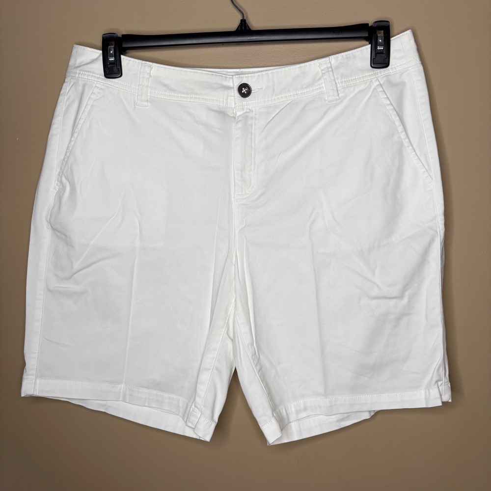 Lane Bryant White Chino Shorts Womens Size 20 Stretch Cotton Classic Chic